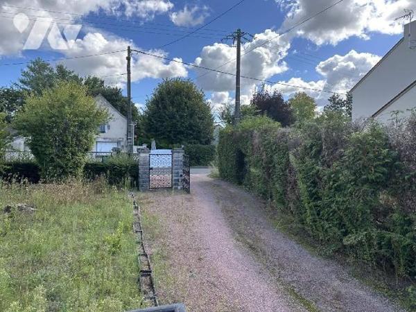 À Vendre à Bourgueil

Découvrez cette  maison de 114 m² habitable, située dans le charmant vill...