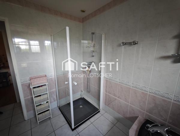 Maison de plain pied sur sous sol année 2000