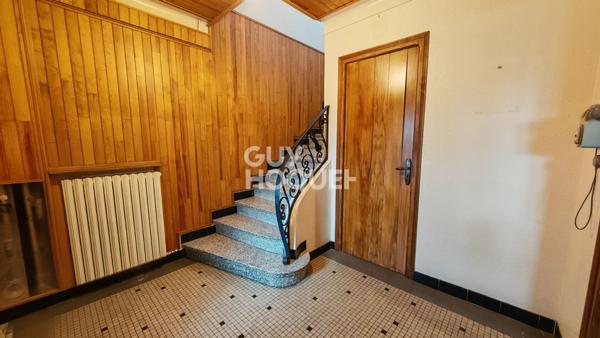 TOULOUGES Maison familiale 4 chambres sur 1075 m² de terrain avec appartement indépendant