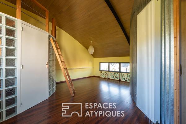 Maison d’architecte avec terrasse et jardin