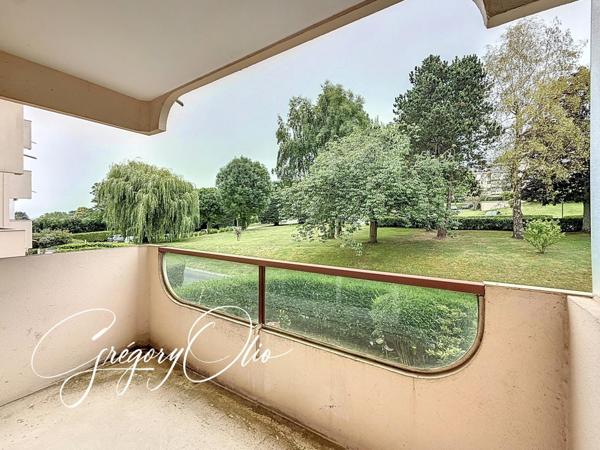 APPARTEMENT TYPE 2 PIECES AVEC PLACE DE PARKING ET BALCON