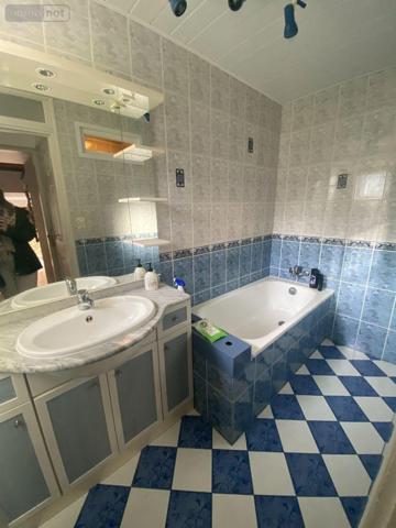 Maison à vendre à Mauriac dans le Cantal (15200), ref : 15060/1186