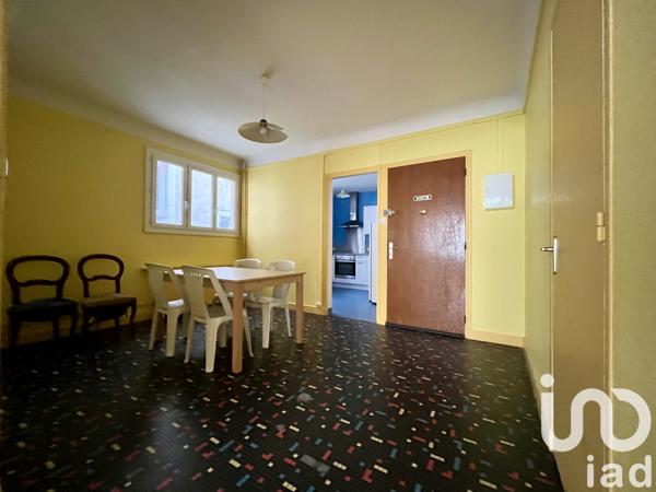 Location appartement 3 pièces 71 m² Montceau-les-Mines