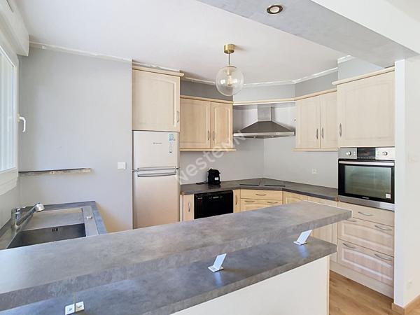 Appartement meublé 2 pièces - 65.95 m2