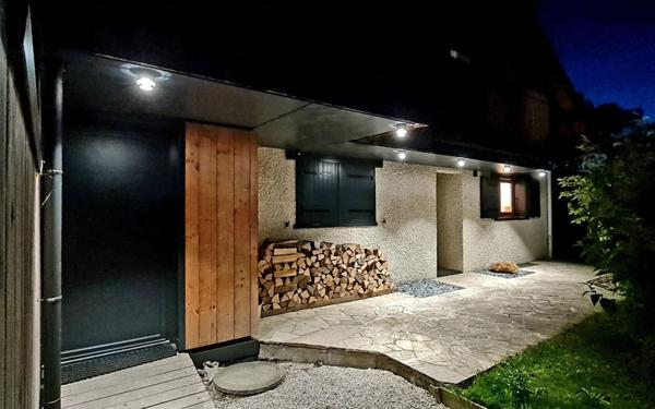 Maison à vendre    5 pièces •  Excenevex