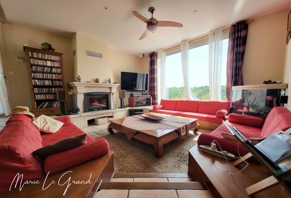 Maison
         6 pièces
        - 126 m² Exclusivité 275 000 € *