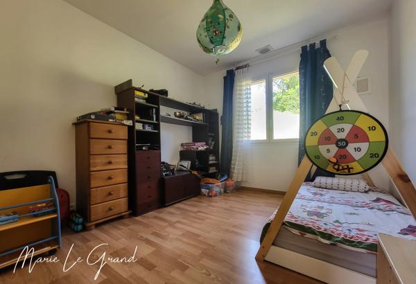 Maison
         6 pièces
        - 126 m² Exclusivité 275 000 € *