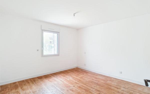 Maison à vendre    5 pièces • 127 m2 Rezé