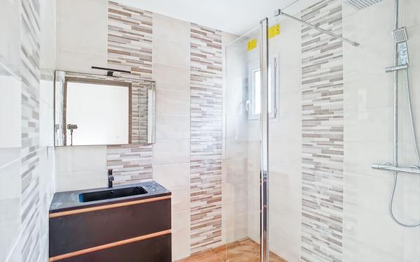 Maison à vendre    5 pièces • 127 m2 Rezé