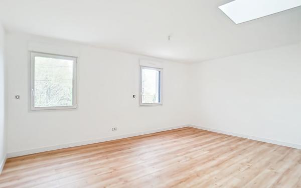 Maison à vendre    5 pièces • 127 m2 Rezé