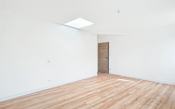 Maison à vendre    5 pièces • 127 m2 Rezé