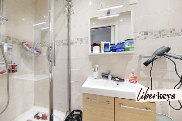 Studio avec vue dégagée – 21 m2 – Calme et lumineux – Optimisé – Père Lachaise/Gambetta 