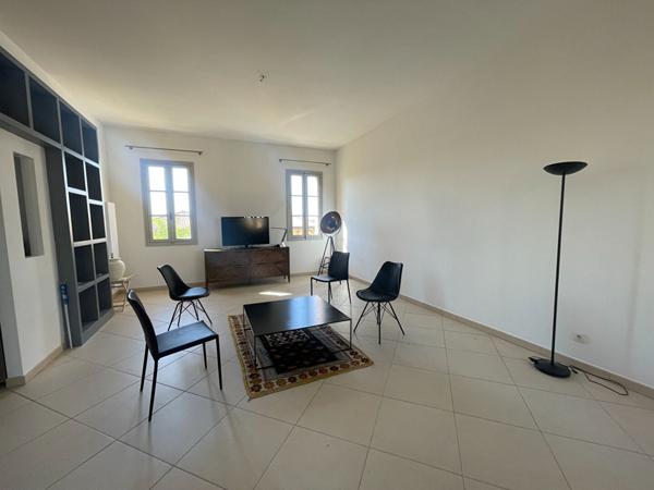 AIX EN PROVENCE  - T 4 DUPLEX MEUBLE + DOUBLE PK - CENTRE VILLE - RARE A LA LOCATION
