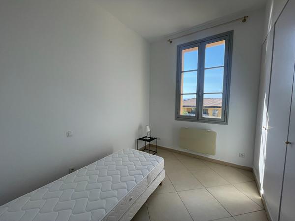 AIX EN PROVENCE  - T 4 DUPLEX MEUBLE + DOUBLE PK - CENTRE VILLE - RARE A LA LOCATION