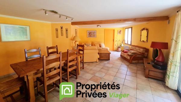 Immeuble Concoules 6 pièce(s) 160 m2