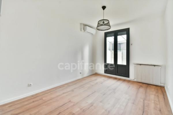 À vendre à Sainte-Geneviève-des-Bois (91), Belle maison familiale de 123 m², 5 chambres, véranda, garage, sans travaux et parfaitement situé.