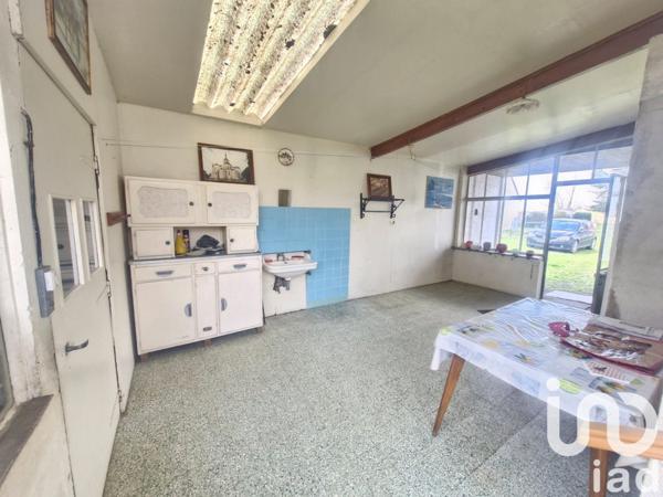 Maison traditionnelle 5 pièces de 80 m² à Saint-Benoît-sur-Loire (45730)