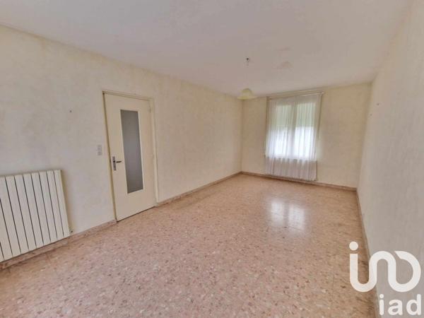 Maison traditionnelle 5 pièces de 80 m² à Saint-Benoît-sur-Loire (45730)