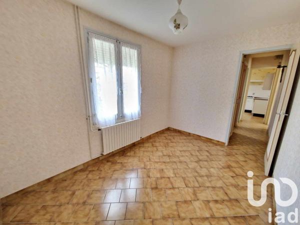 Maison traditionnelle 5 pièces de 80 m² à Saint-Benoît-sur-Loire (45730)