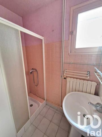 Maison traditionnelle 5 pièces de 80 m² à Saint-Benoît-sur-Loire (45730)