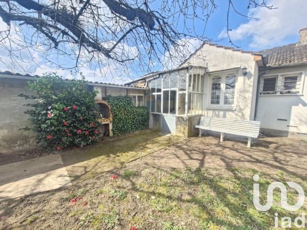 Maison traditionnelle 5 pièces de 80 m² à Saint-Benoît-sur-Loire (45730)