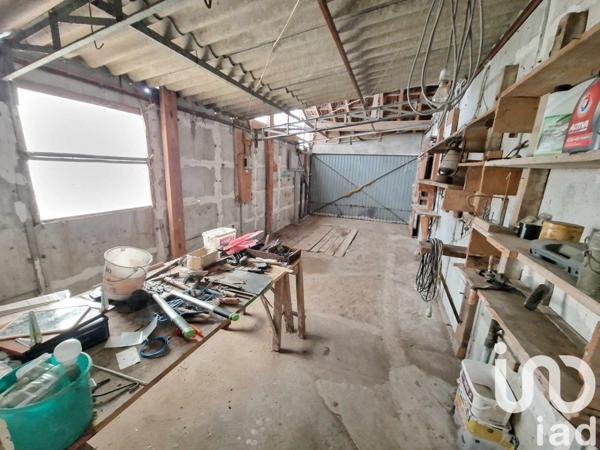 Maison traditionnelle 5 pièces de 80 m² à Saint-Benoît-sur-Loire (45730)