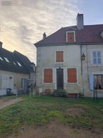 Maison à vendre à Saint-Amand-Montrond dans le Cher (18200), ref : 18022/730