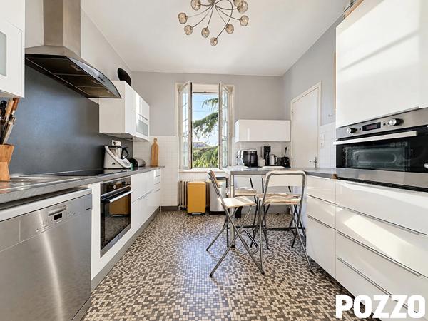 AVRANCHES ? MAISON FAMILIALE DE 170 M² AVEC JARDIN, SOUS-SOL COMPLET ET GARAGE AVRANCHES