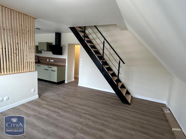 Appartement à louer 4 pièces 70.56m²