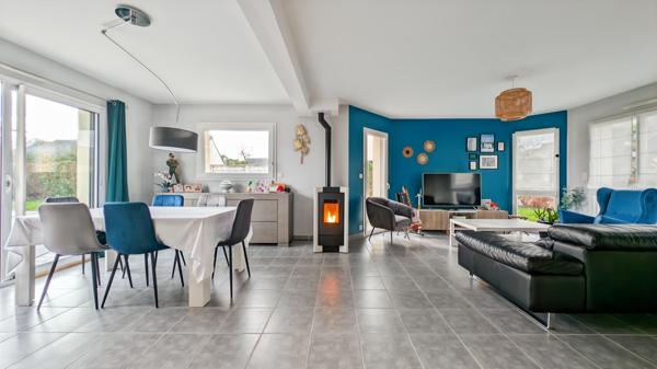 Pleumeleuc (35137) Maison 5 pièces – 127 m² – Terrain 550 m² – Piscine – Pleumeleuc