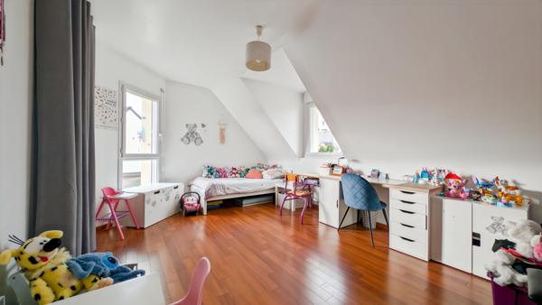 Pleumeleuc (35137) Maison 5 pièces – 127 m² – Terrain 550 m² – Piscine – Pleumeleuc