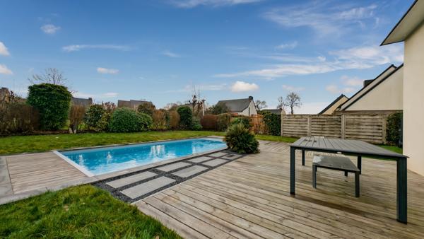Pleumeleuc (35137) Maison 5 pièces – 127 m² – Terrain 550 m² – Piscine – Pleumeleuc