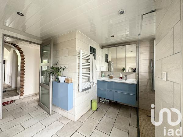 Maison à vendre 6 pièces 169 m² La Queue-en-Brie