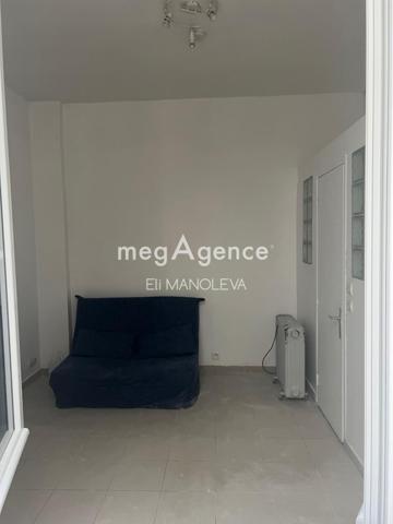 Appartement à PARIS 17E ARRONDISSEMENT, 75017 - 1 pièce 11m²