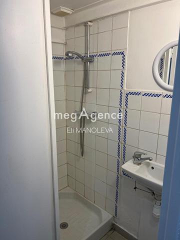 Appartement à PARIS 17E ARRONDISSEMENT, 75017 - 1 pièce 11m²