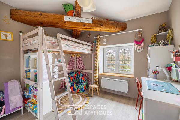 Chatoyant T3 dans ancienne dépendance d’une maison de maître