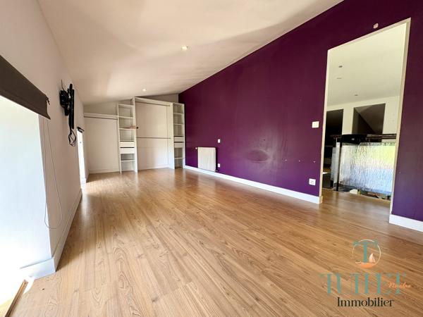 MAISON CHARENTAISE A SEULEMENT 10' DE SAINTES
