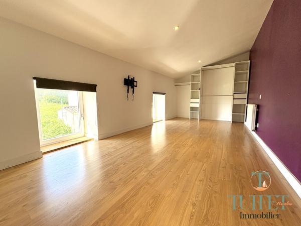 MAISON CHARENTAISE A SEULEMENT 10' DE SAINTES