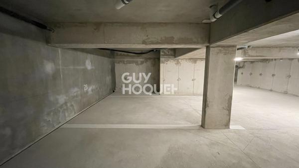 PLACE DE PARKING PMR : SAVIGNY-SUR-ORGE