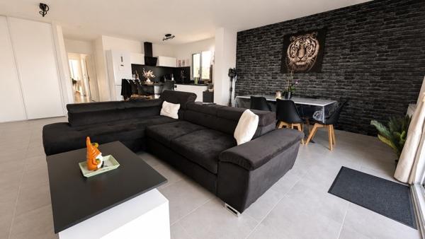 Appartement à vendre 218 000 € Les Abrets 4 p 90 m² DPE C