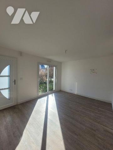 Maison à vendre à Pleurtuit (35730) en Ille-et-Vilaine (35)

À Pleurtuit, maison de plain pie...