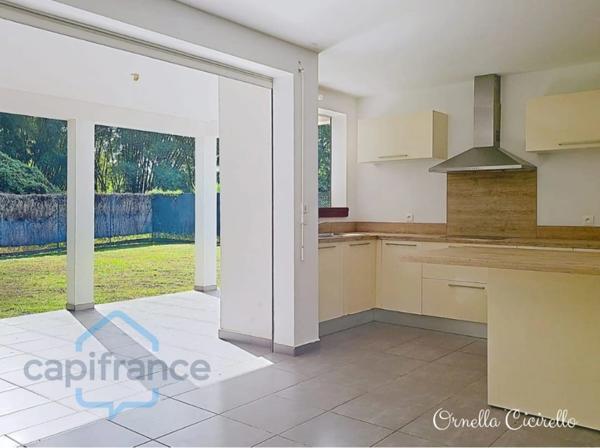 Maison à vendre 0 pièces LAMENTIN (971)