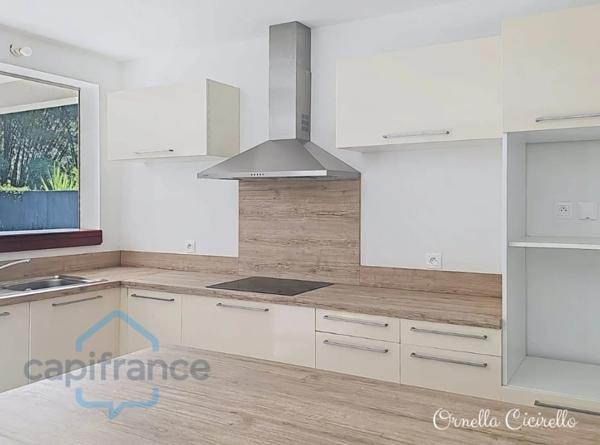 Maison à vendre 0 pièces LAMENTIN (971)