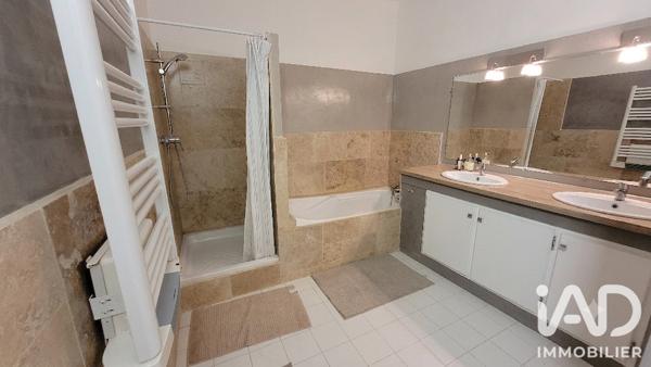 Maison à vendre 7 pièces 236 m² Lauris