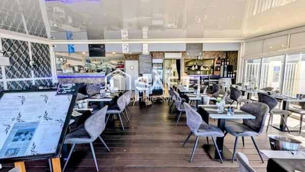Restaurant reconnu - Cap d'Agde - Emplacement idéal - Tout équipé - Clé en main - Terrasse.