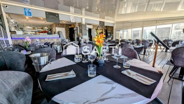 Restaurant reconnu - Cap d'Agde - Emplacement idéal - Tout équipé - Clé en main - Terrasse.