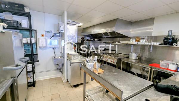 Restaurant reconnu - Cap d'Agde - Emplacement idéal - Tout équipé - Clé en main - Terrasse.