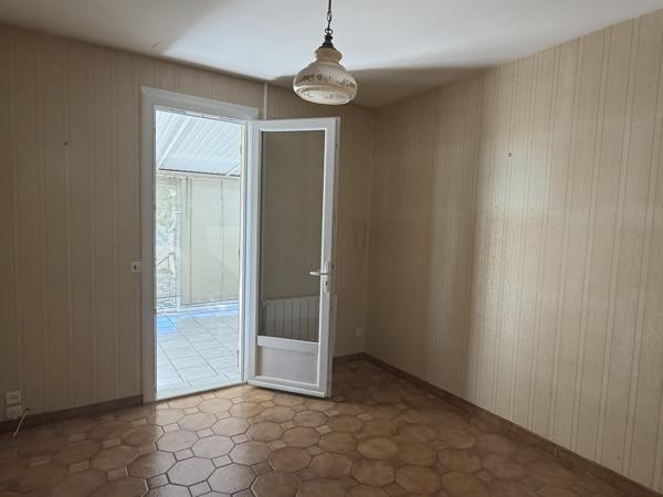Votre prochain projet de vie ? Maison 90 m² avec jardin, garage et dépendance