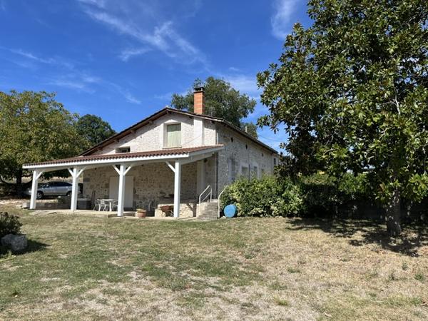 SUR LES COTEAUX DE LAVARDAC