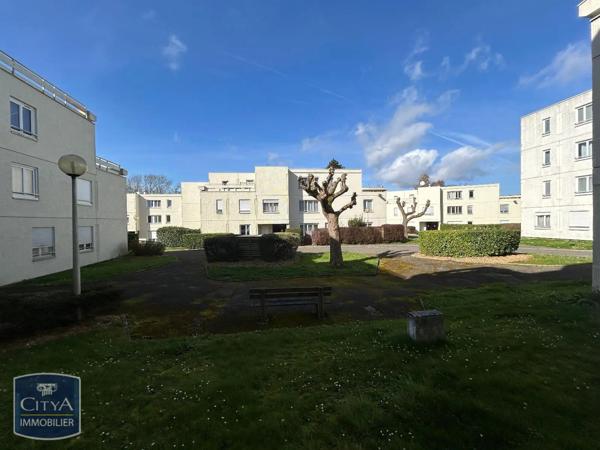 Appartement à louer 4 pièces 77.45m²